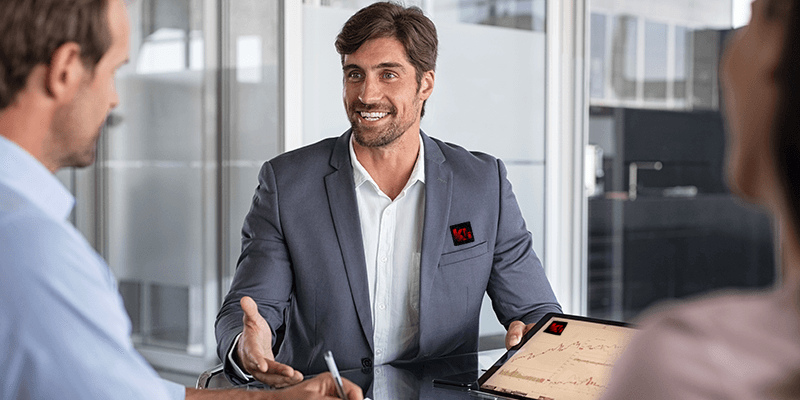 Asesor con Clientes